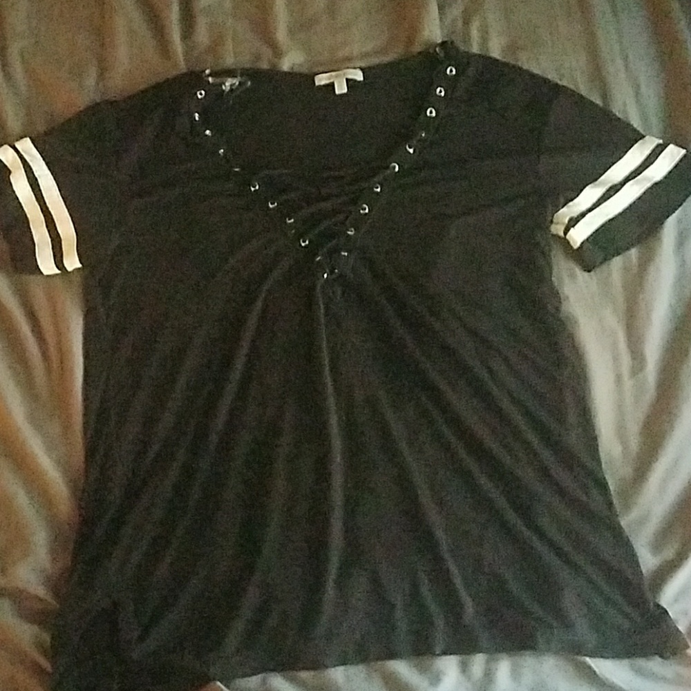 Criss cross black shirt varsity stripes